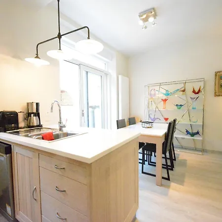 別荘 In With Terrace ブイヨン